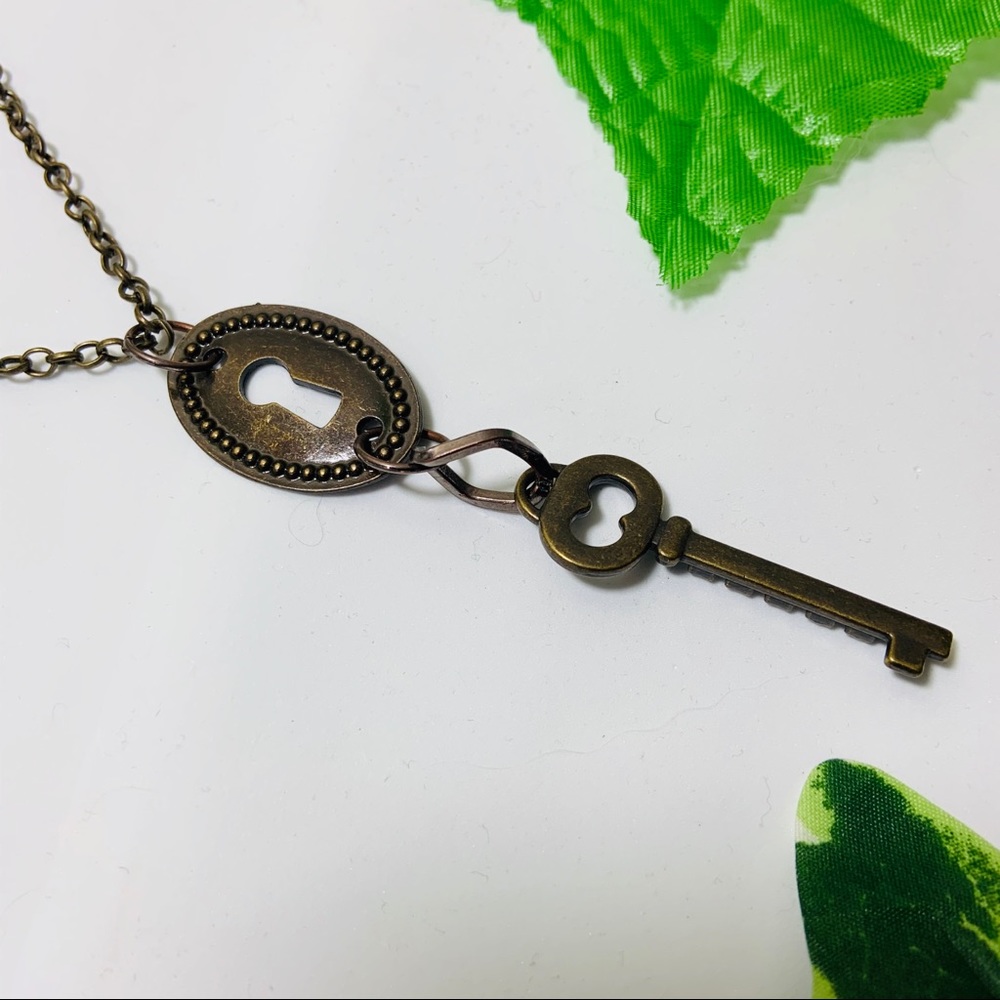 Gold Lock & Key Necklace New